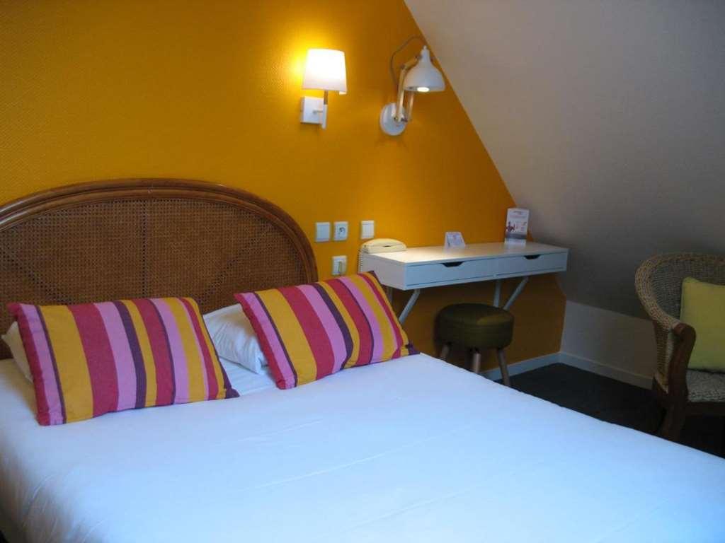 Hotel De Caen Room photo